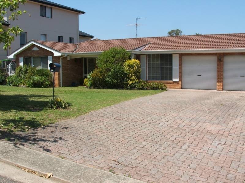 16 Benbullen Way, Castle Hill NSW 2154