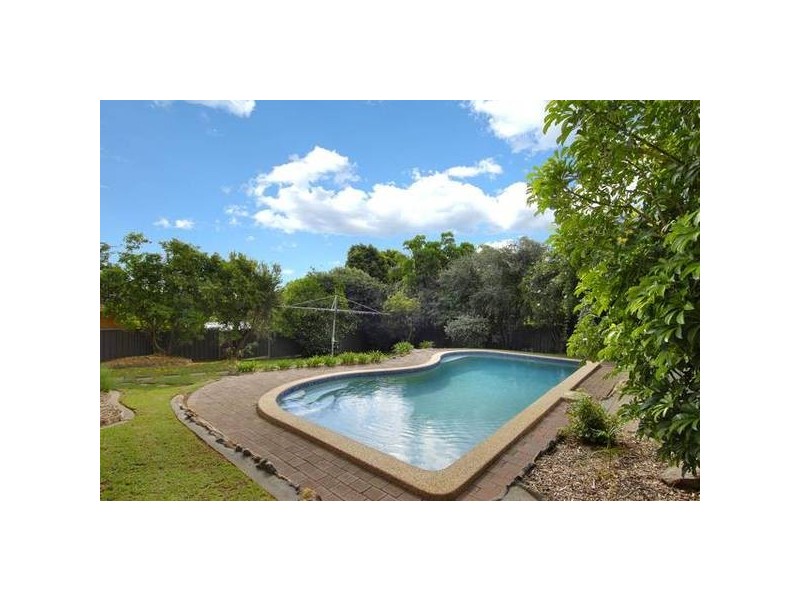 25 Tarana Crescent, Baulkham Hills NSW 2153