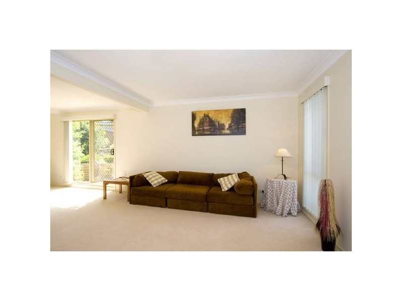 3 Lyn Pl, Constitution Hill NSW 2145