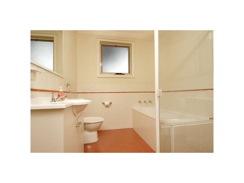 8/264 Windsor Road, Baulkham Hills NSW 2153