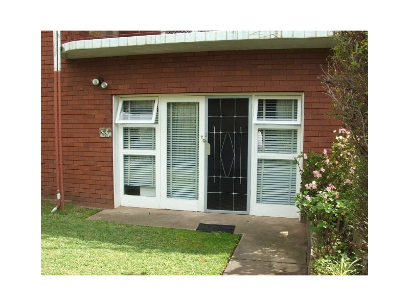 Flat @/9 Woodlands Street, Baulkham Hills NSW 2153