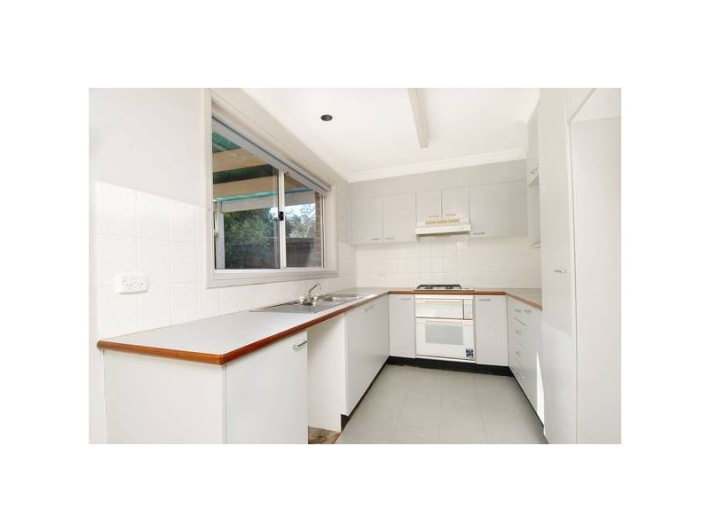 11A Kingussie Ave, Castle Hill NSW 2154