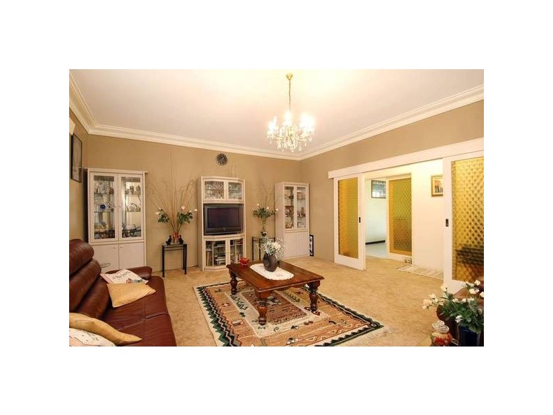 29 Churchill Drive, Winston Hills NSW 2153