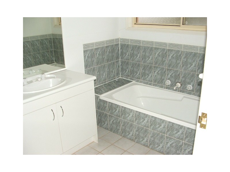 16 Gregson Place, Quakers Hill NSW 2763