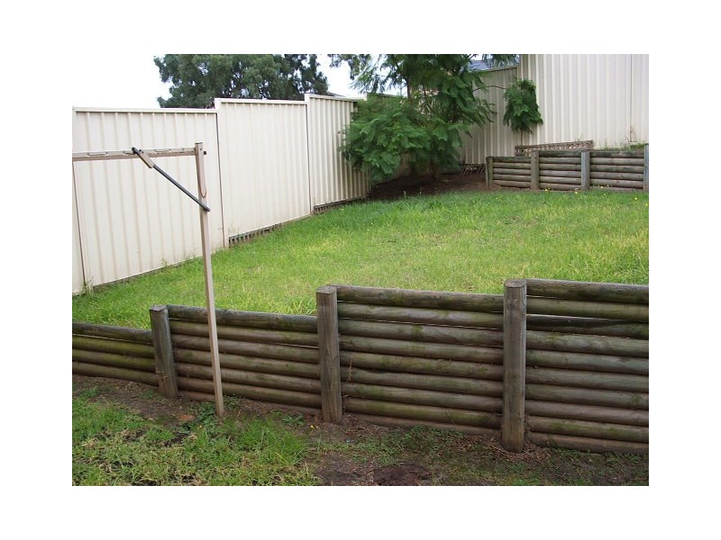 16 Gregson Place, Quakers Hill NSW 2763