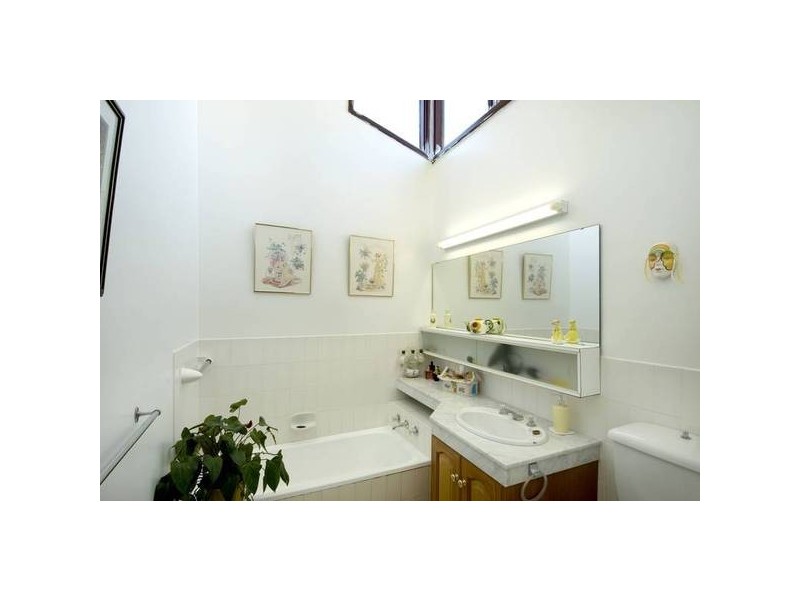 15 Romulus Street, Winston Hills NSW 2153