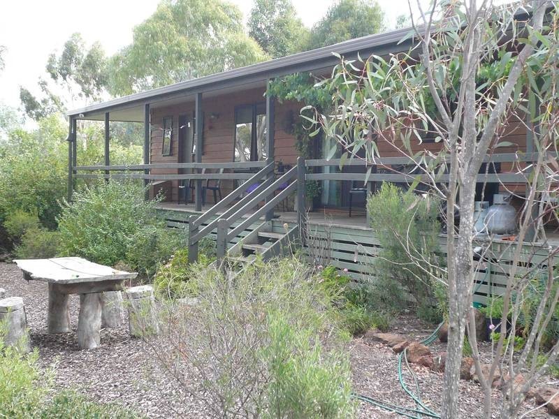 52 EDGARS RD, Harrow VIC 3317
