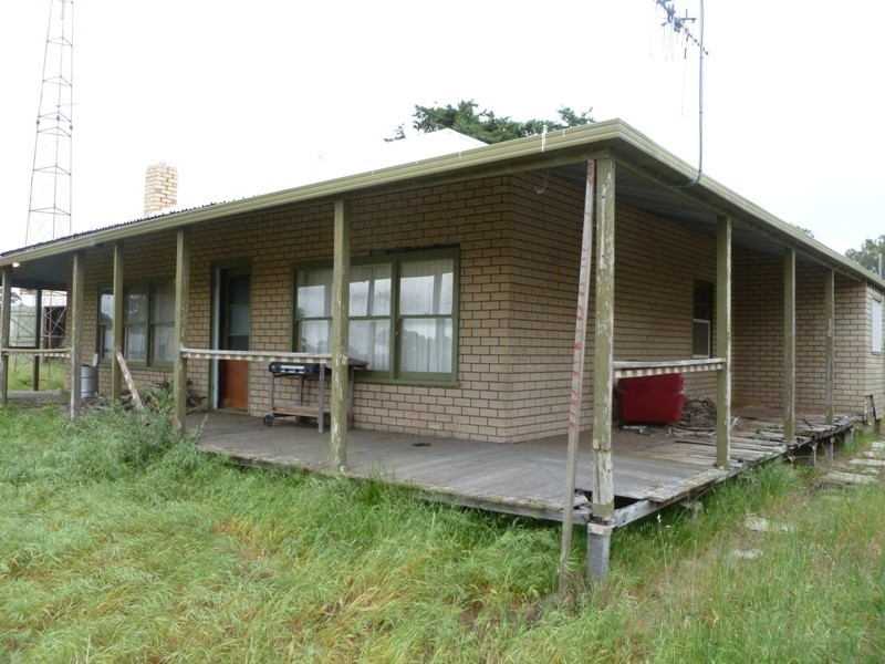 56 D Manns Road, Nhill VIC 3418