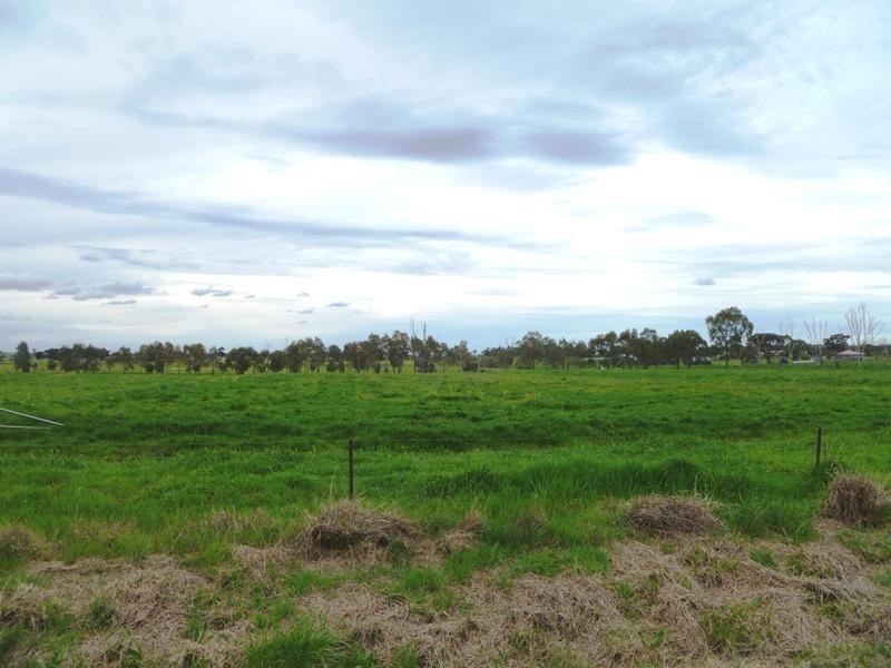 Lot 72,  Lanes Avenue, Quantong VIC 3401