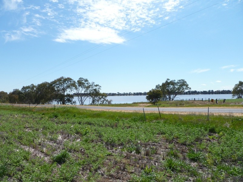 Green Lake Road, Bungalally VIC 3401