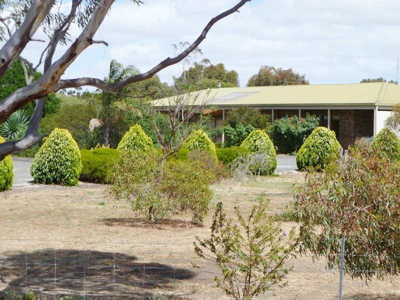 36 Grant Drive, Dooen VIC 3401