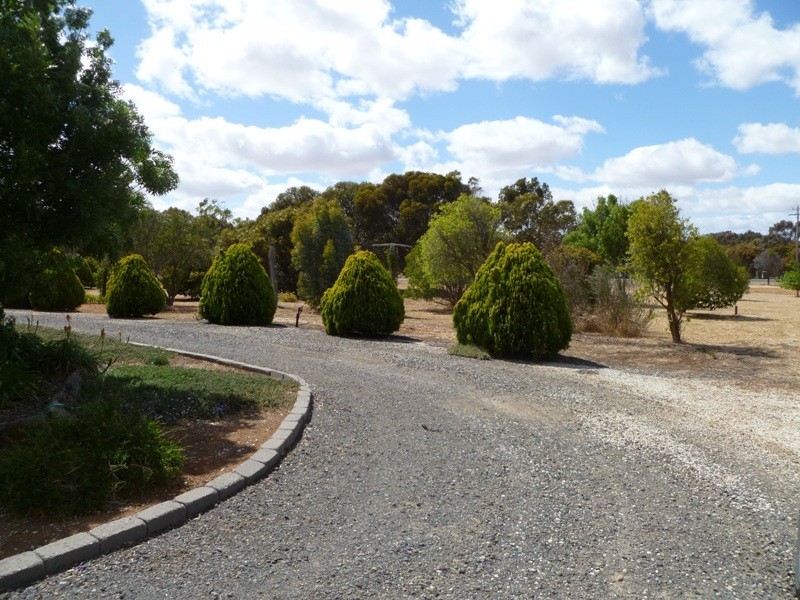 36 Grant Drive, Dooen VIC 3401