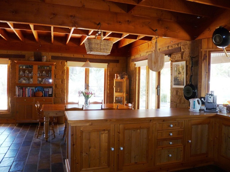 61 Laroona Drive, Quantong VIC 3401