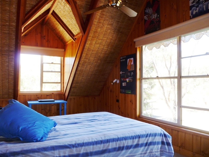 61 Laroona Drive, Quantong VIC 3401