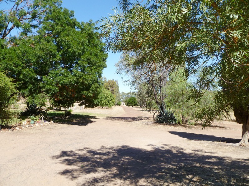 3295 Grahams Bridge Road, Brimpaen VIC 3400