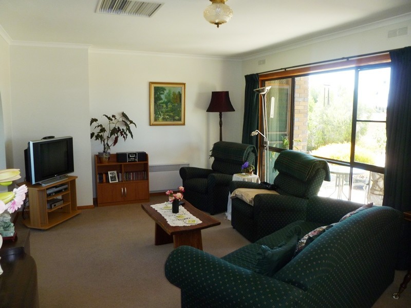 28 Longerenong Road, Dooen VIC 3401