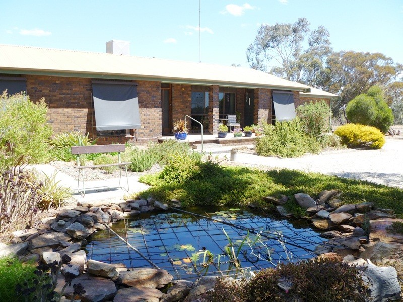 28 Longerenong Road, Dooen VIC 3401