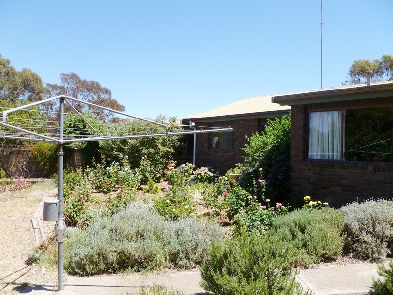 28 Longerenong Road, Dooen VIC 3401