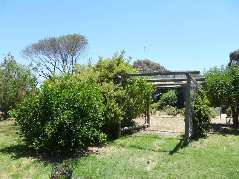 28 Longerenong Road, Dooen VIC 3401