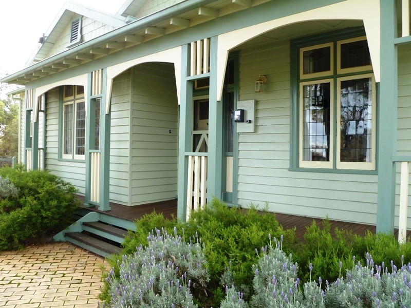 702 Lanes Avenue, Quantong VIC 3401