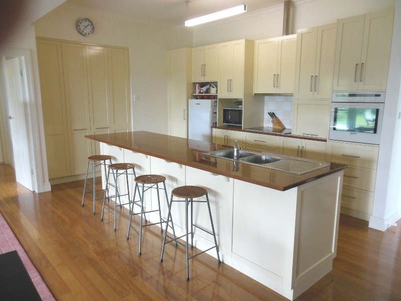 702 Lanes Avenue, Quantong VIC 3401