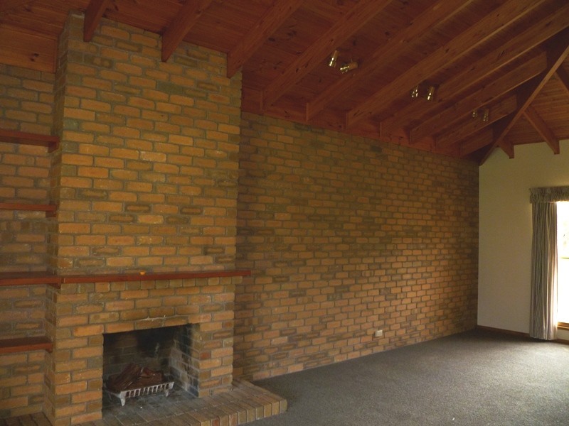 24 Brighton Drive, Dooen VIC 3401