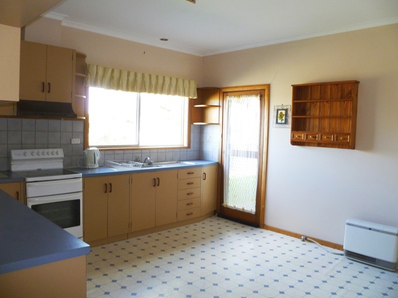 15 Miller Street, Pimpinio VIC 3401