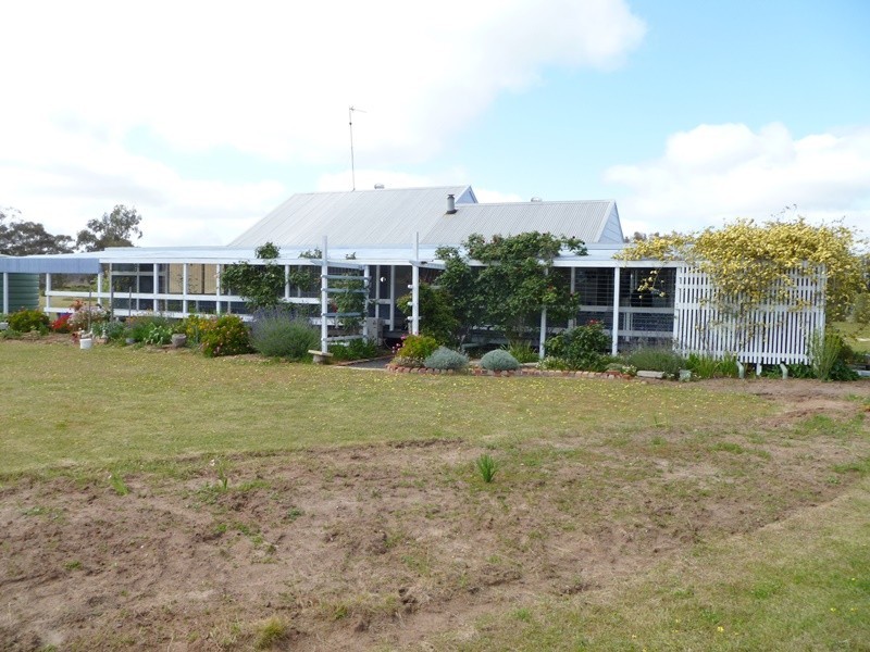 80 Liddle Lane, Dimboola VIC 3414