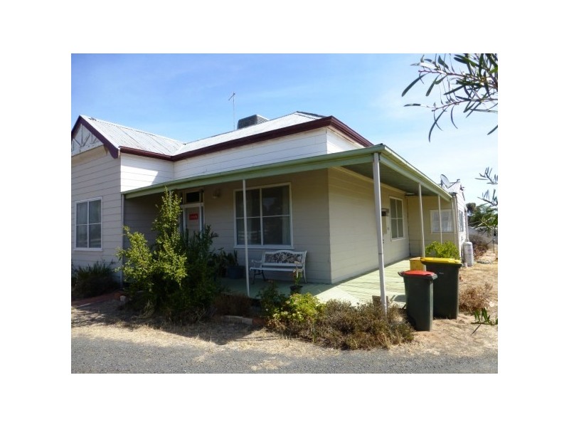 27 Cemetery Road, Dimboola VIC 3414