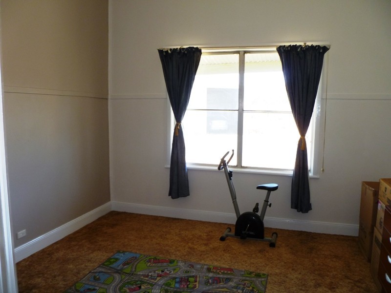 27 Cemetery Road, Dimboola VIC 3414