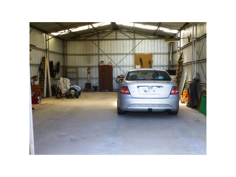 27 Cemetery Road, Dimboola VIC 3414