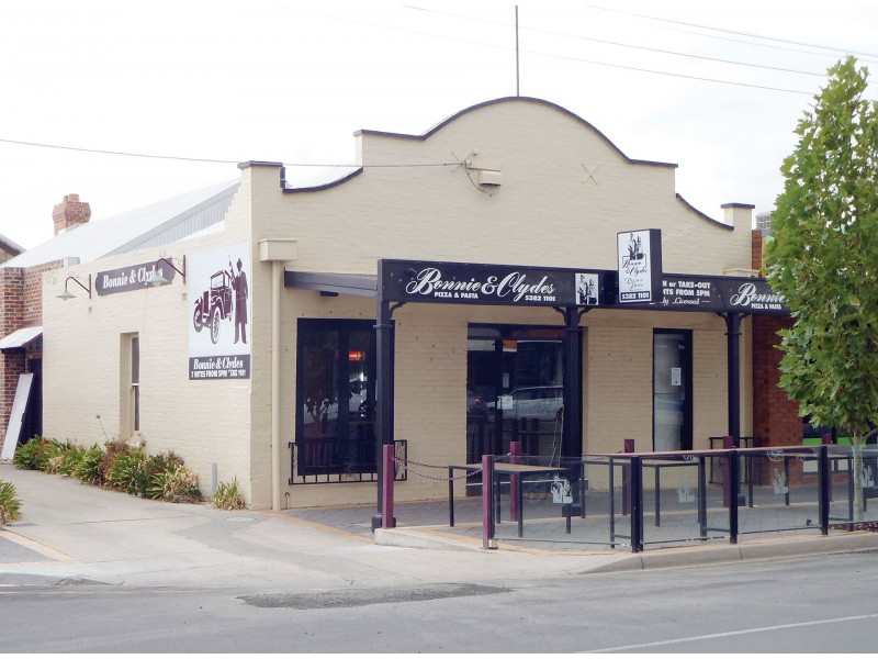 77 Pynsent Street, Horsham VIC 3400