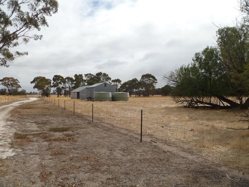 989 Wonwondah-Dadswells Bridge Road, Laharum VIC 3401