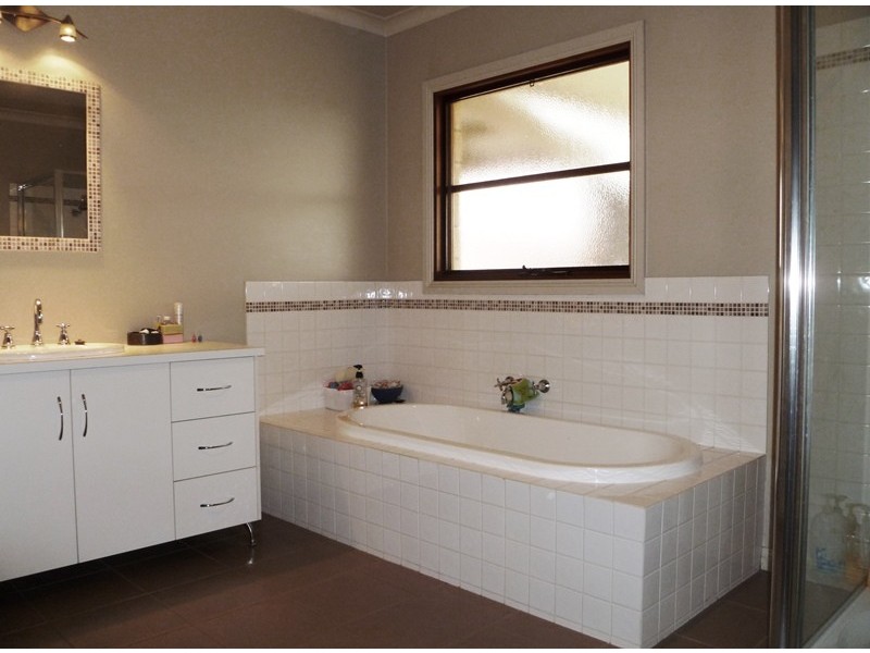 9 Northern Grampians Road, Drung VIC 3401