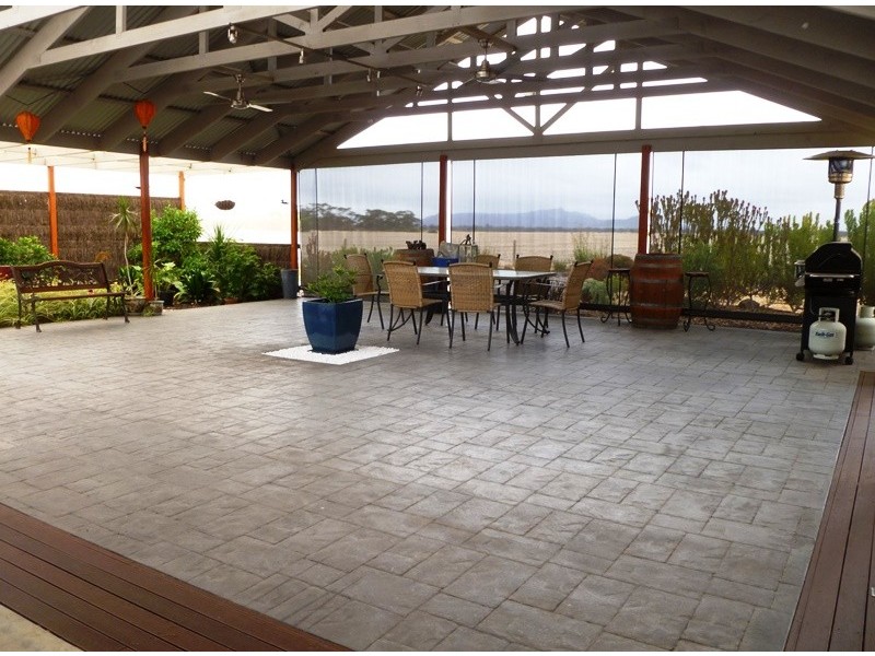 9 Northern Grampians Road, Drung VIC 3401