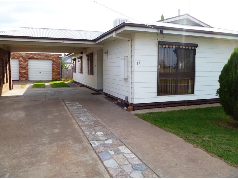 13 Queen Street, Horsham VIC 3400