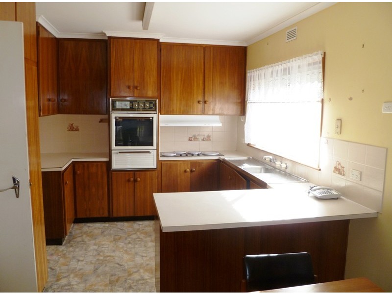 13 Queen Street, Horsham VIC 3400