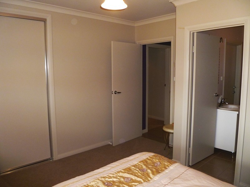 9 Northern Grampians Road, Horsham VIC 3400