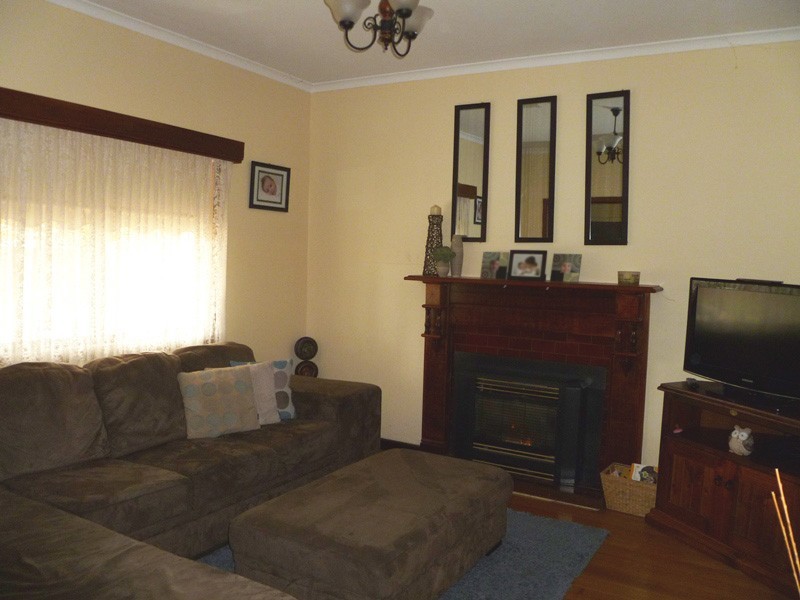 27 Edward Street, Horsham VIC 3400