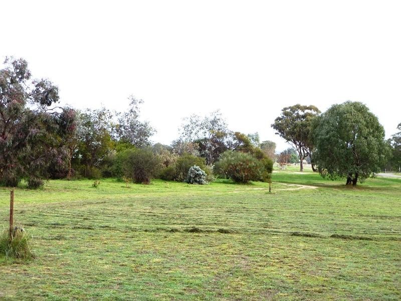 609 Lanes Avenue (Quantong), Horsham VIC 3400