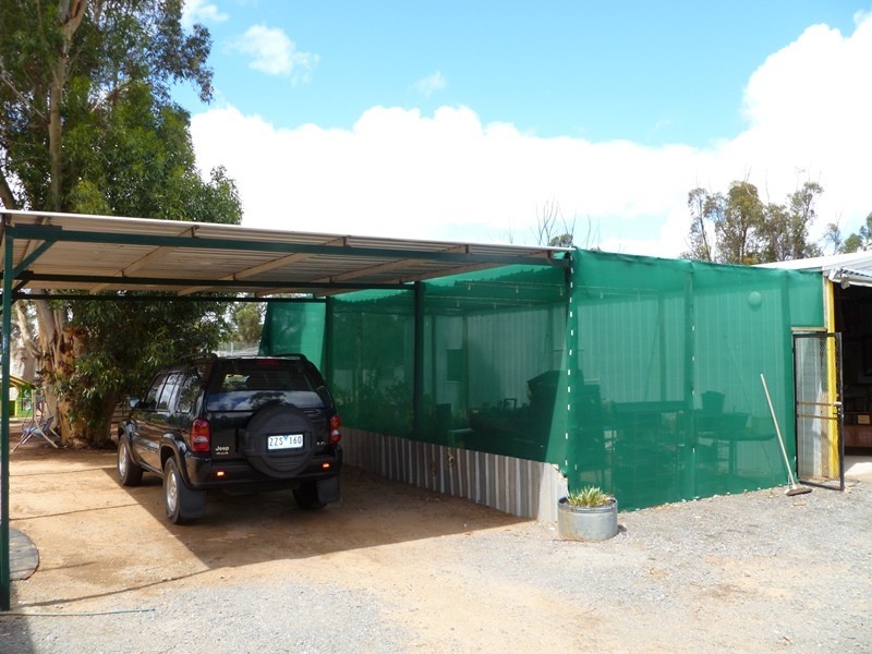 1 Henty Highway, Beulah VIC 3395