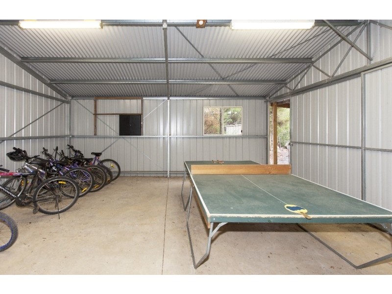 8 High Road, Halls Gap VIC 3381