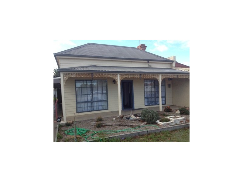 6 Kelsall Street, Warracknabeal VIC 3393