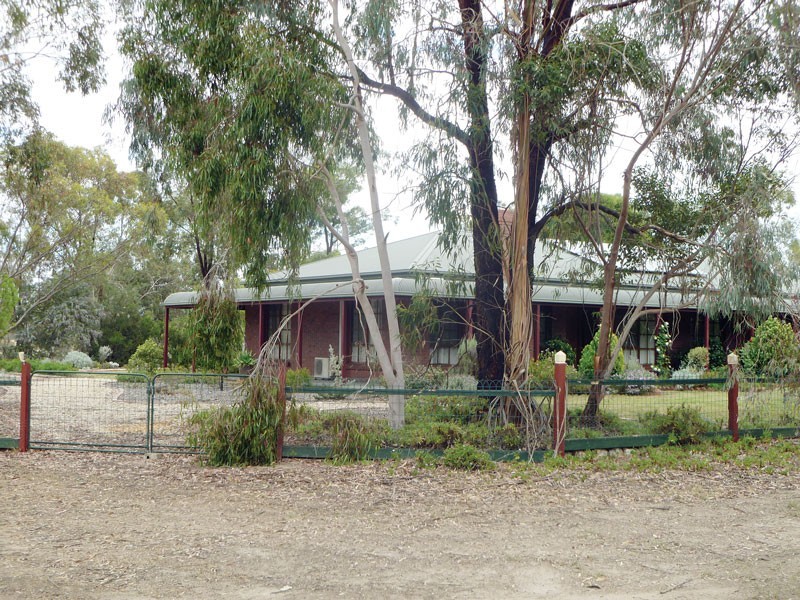 241 Tuckers Road, Vectis VIC 3401