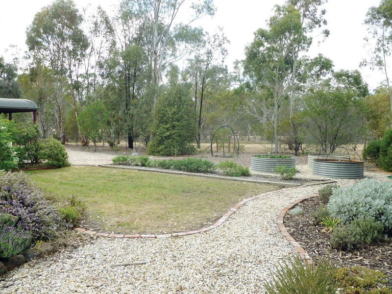 241 Tuckers Road, Vectis VIC 3401