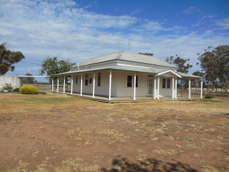294 Longerenong Road, Dooen VIC 3401