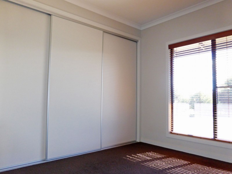 15 Blue Wren Drive, Haven VIC 3401