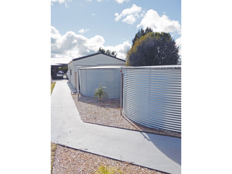 15 Blue Wren Drive, Haven VIC 3401