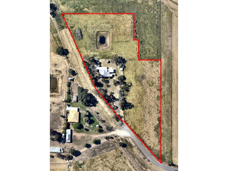 74 Snowball Drive, Quantong VIC 3401