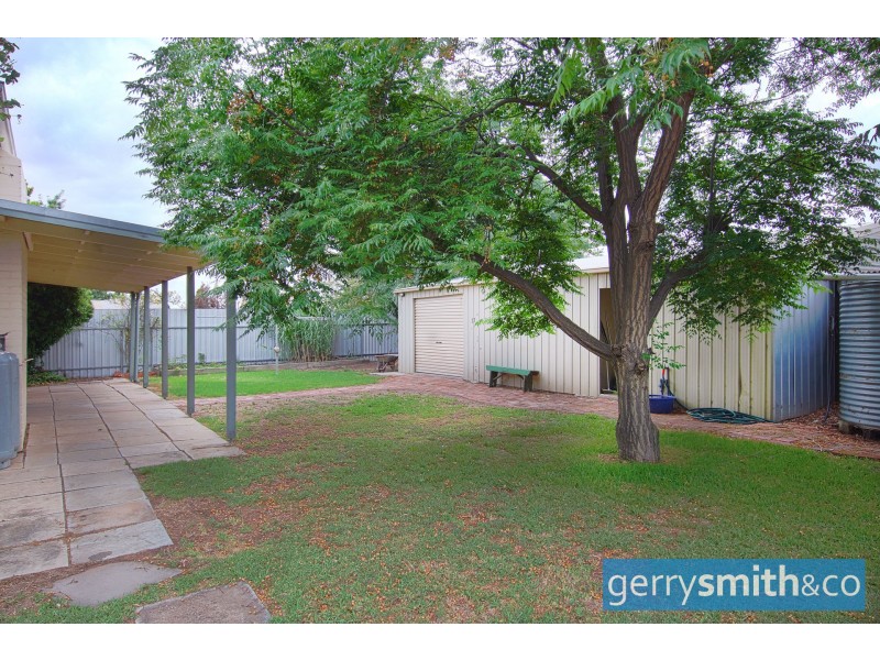 44 Devereux Street, Warracknabeal VIC 3393